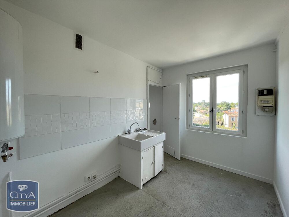 location Appartement - 3 pièce(s) - 58 m² Le Pontet (84130)