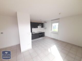  Appartement à louer 3 pièces 60 m²