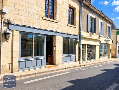 &Agrave; LOUER : Local commercial id&eacute;alement situ&eacute; en plein ... 750 37190 Azay le rideau