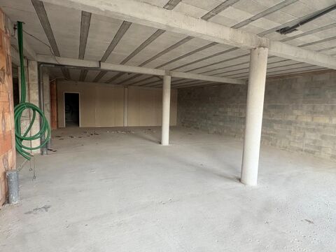 Pourri&egrave;res - commerces en rdc en centre ville - L'Age... 3150 83910 Pourrieres