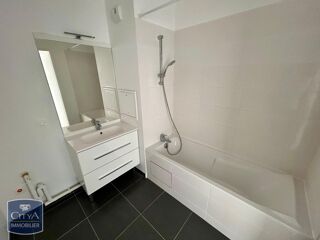  Appartement à louer 3 pièces 59 m²