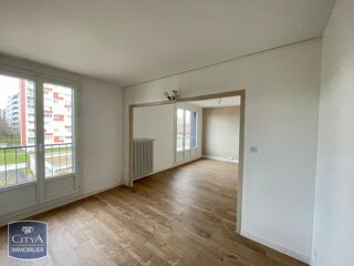  Appartement à louer 4 pièces 62 m²