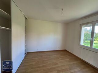  Maison à louer 4 pièces 88 m²