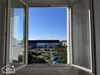  Appartement à louer 2 pièces 45 m²