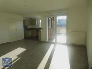  Appartement à louer 3 pièces 70 m²