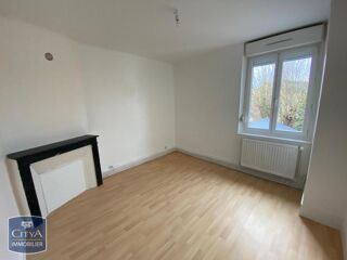  Appartement à louer 4 pièces 85 m²