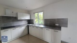  Appartement à louer 3 pièces 65 m²