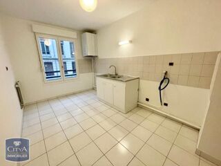  Appartement à louer 3 pièces 72 m²