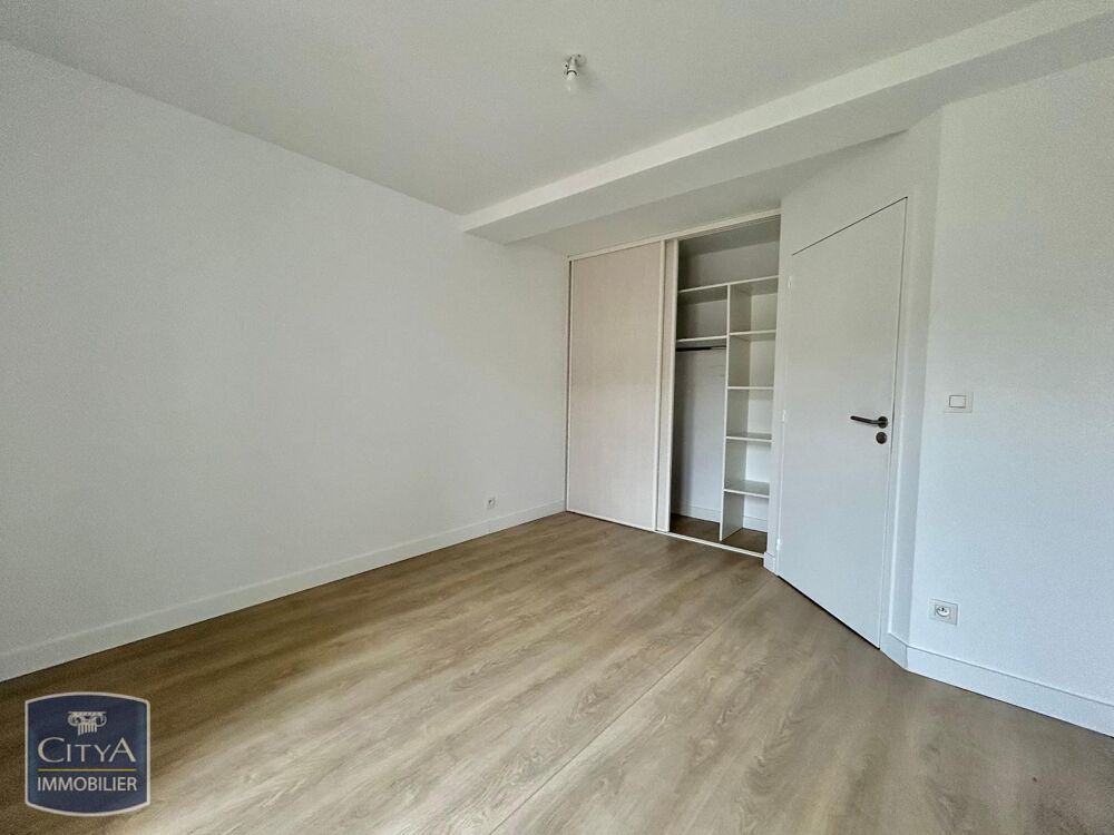 A louer : Appartement de type 4 rénové d'une surface de ....