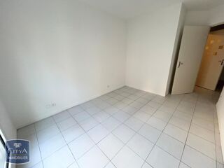  Appartement à louer 2 pièces 50 m²