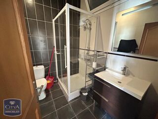  Appartement à louer 3 pièces 42 m²