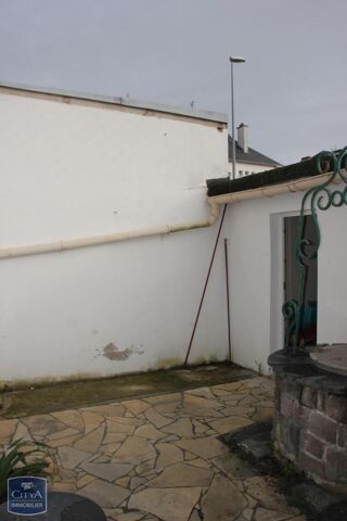  Appartement à louer 3 pièces 84 m²
