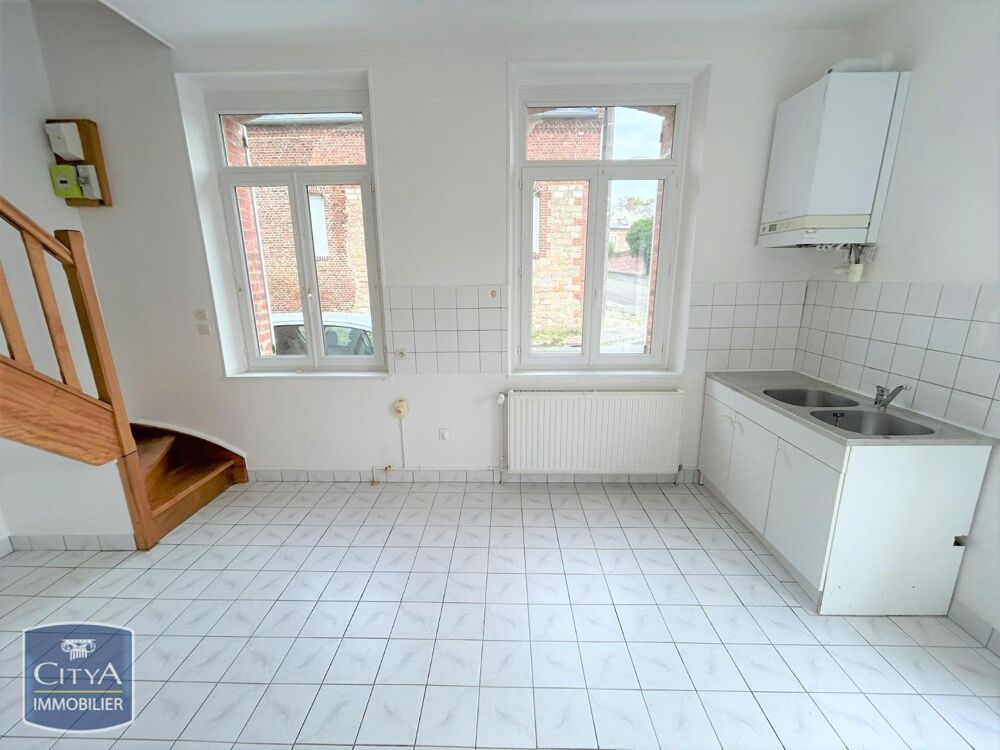 location Maison - 4 pièce(s) - 74 m² Toulis-et-Attencourt (02250)