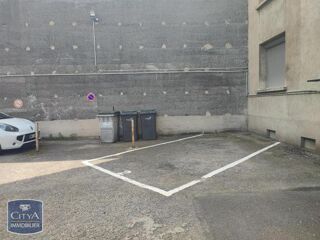  Parking / Garage à louer 