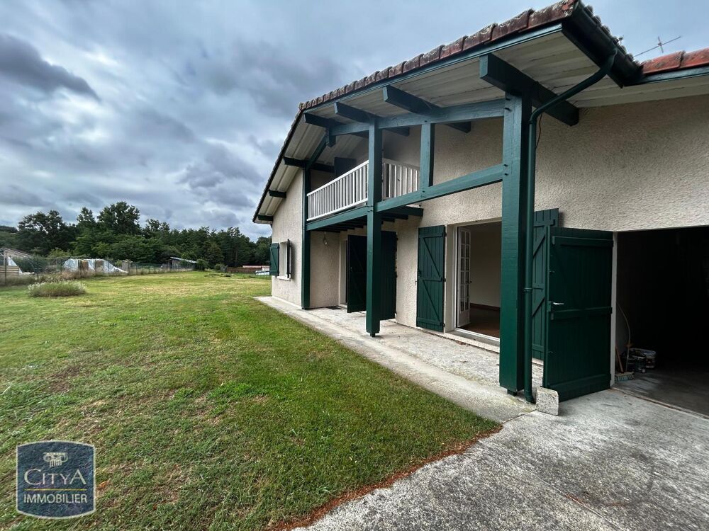 location Maison - 6 pièce(s) - 111 m² Bretagne-de-Marsan (40280)