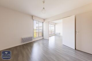  Appartement à louer 2 pièces 78 m²