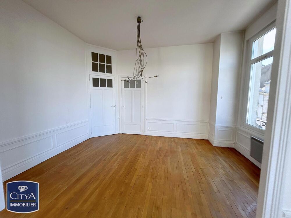 location Appartement - 2 pièce(s) - 52 m² Saint-Quentin (02100)