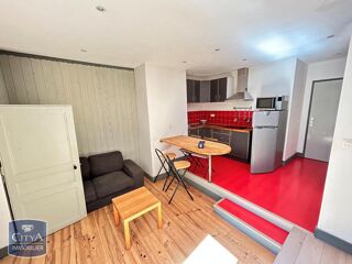  Appartement à louer 2 pièces 33 m²