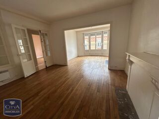  Appartement à louer 2 pièces 56 m²