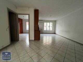  Appartement à louer 3 pièces 66 m²