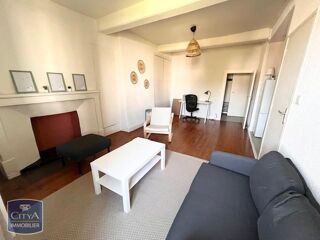  Appartement à louer 2 pièces 42 m²