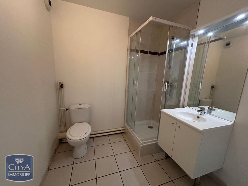 À LOUER : Appartement T1 à Rouen, situé dans un quartier....