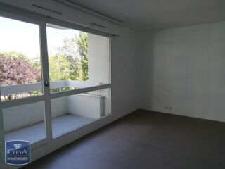  Appartement à louer 3 pièces 73 m²