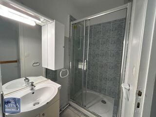  Appartement à louer 3 pièces 70 m²