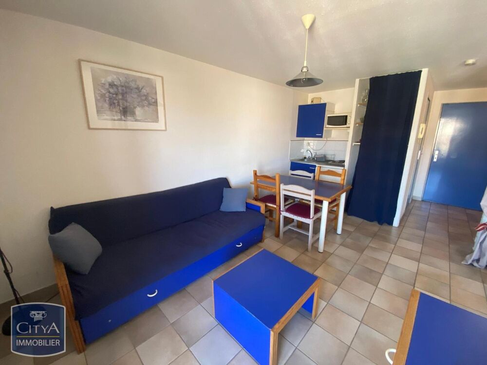 À LOUER : Appartement T1 BIS à Nîmes, situé dans le quar....