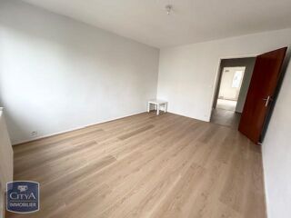  Appartement à louer 3 pièces 70 m²