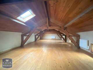  Maison à louer 5 pièces 149 m²