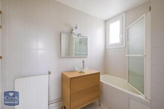  Appartement  louer 4 pices 66 m