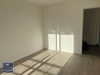  Appartement à louer 3 pièces 68 m²