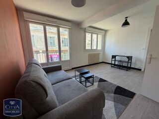  Appartement à louer 1 pièce 32 m²