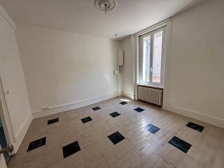  Appartement à louer 3 pièces 67 m²