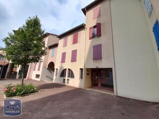  Appartement à louer 4 pièces 83 m²