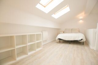  Appartement à louer 2 pièces 42 m²