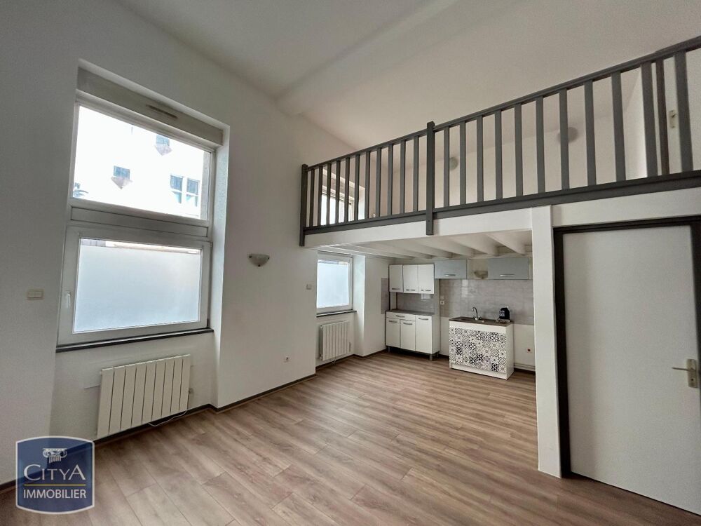 À LOUER Découvrez cet appartement T2 situé au coeur de Sa....