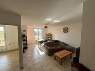  Appartement à louer 3 pièces 70 m²
