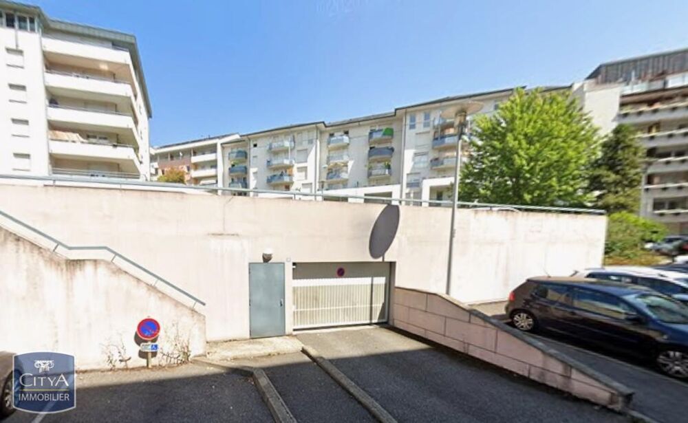 location Parking / Garage - 12 m² Chambéry (73000)