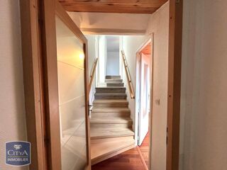  Appartement à louer 3 pièces 99 m²