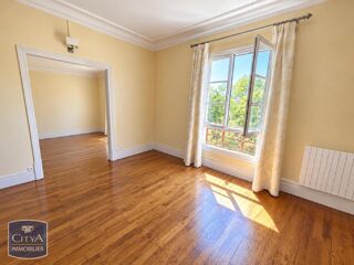  Appartement à louer 4 pièces 89 m²