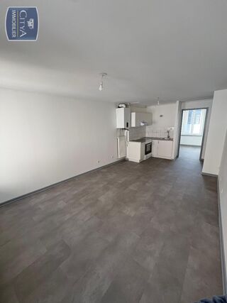  Appartement à louer 3 pièces 46 m²