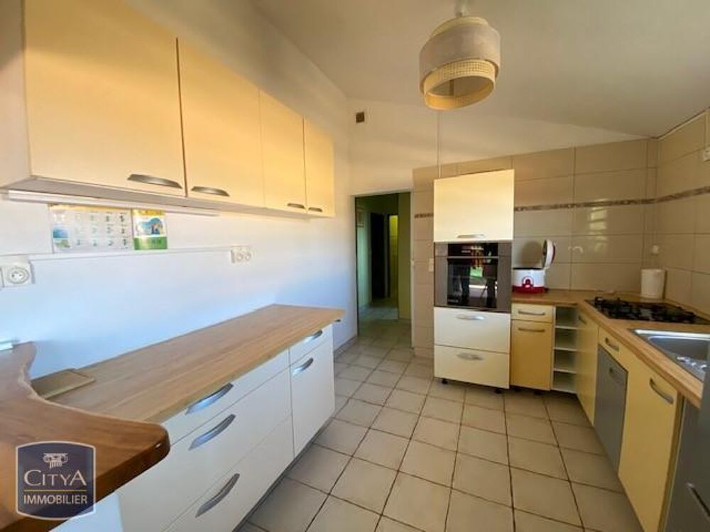 location Maison - 3 pièce(s) - 61 m² L' Étang-Salé (97427)