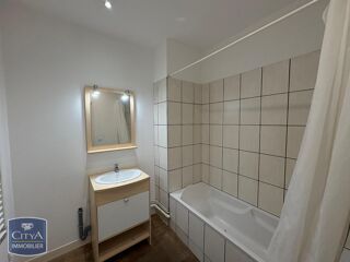  Appartement à louer 3 pièces 43 m²