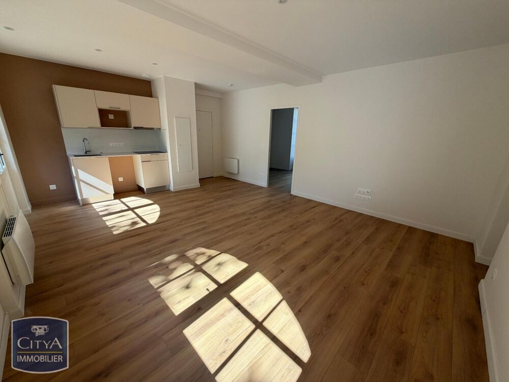 location Appartement - 2 pièce(s) - 46 m² Vichy (03200)