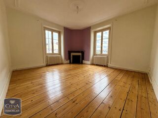  Appartement à louer 4 pièces 90 m²