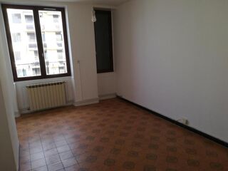  Appartement à louer 2 pièces 42 m²