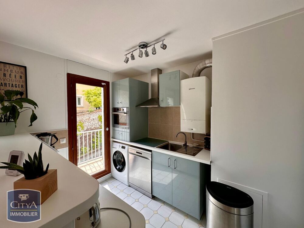 location Appartement - 3 pièce(s) - 66 m² Le Perreux-sur-Marne (94170)