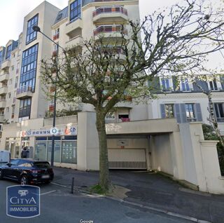  Parking / Garage � louer 